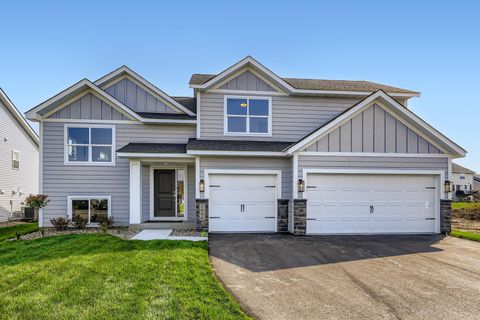 2868 Trinity Drive Shakopee MN 55379