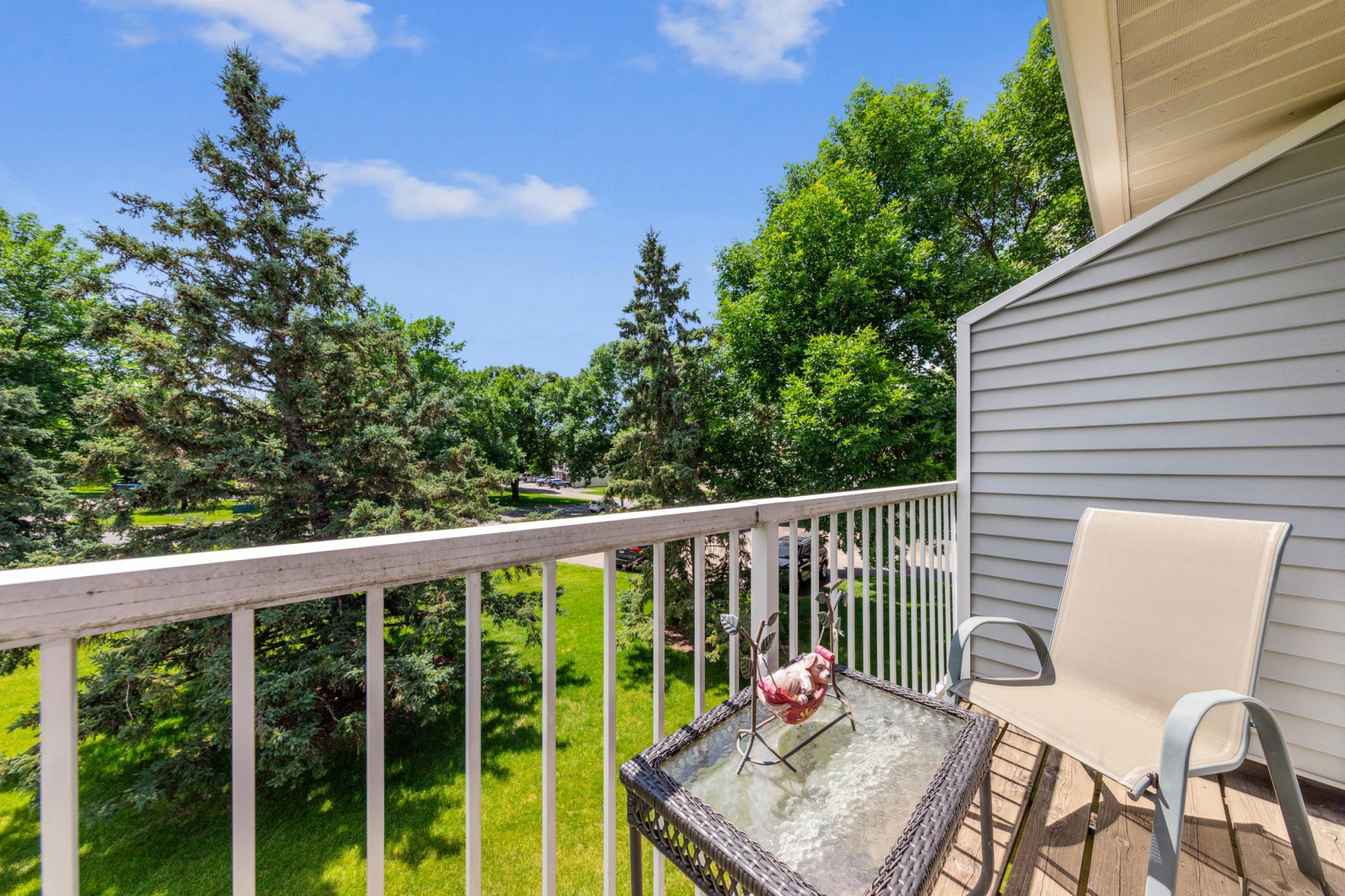 1011 Pond View Court