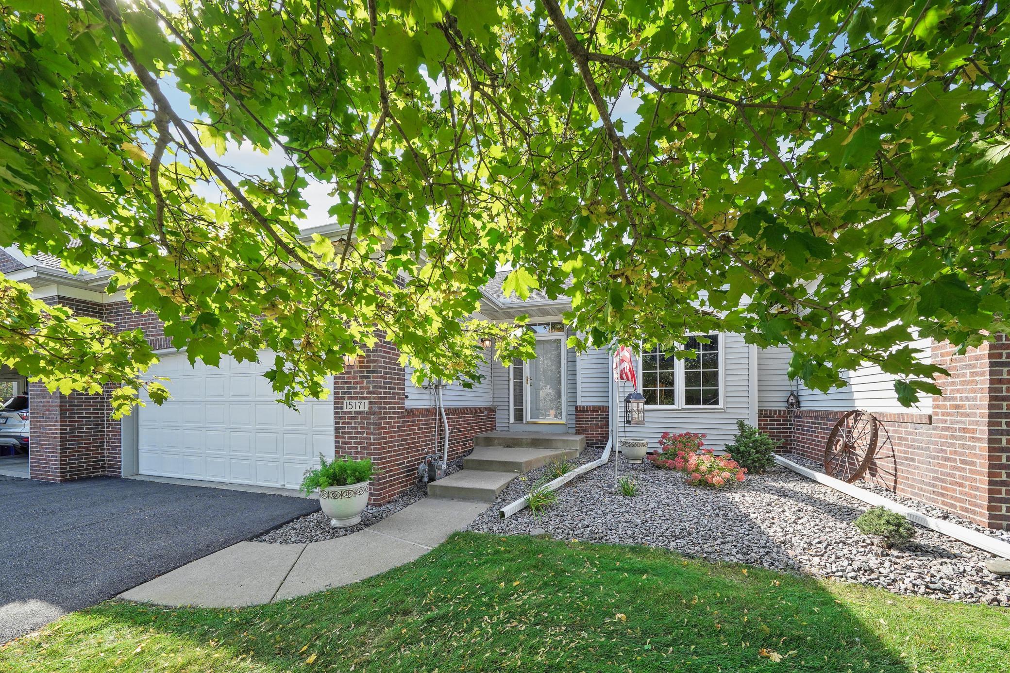 15171 Claret Circle