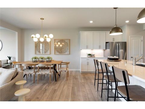 17977 Genoa Drive Lakeville MN 55044