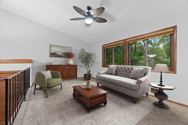 4135 SHIRLEE LN S, SAINT PAUL, MN 55126 - Image 03a24c6724854a4d9adc0933cb8ec28b/4074683092
