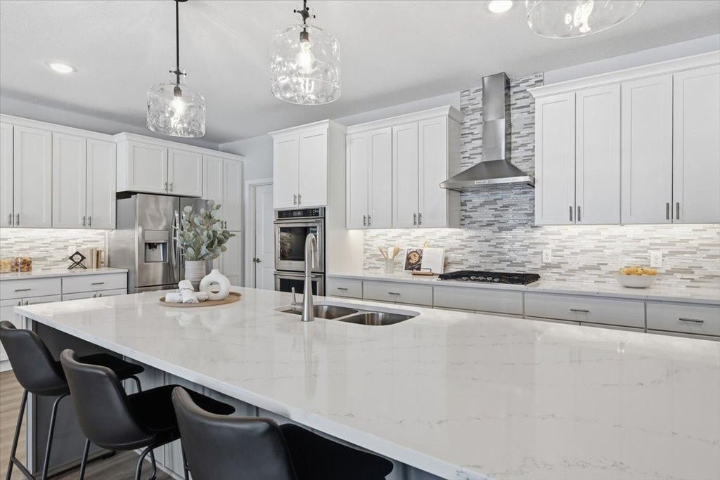 Photo of 17908 Greenwich Way, Lakeville, MN 55044 (MLS # 7028415)