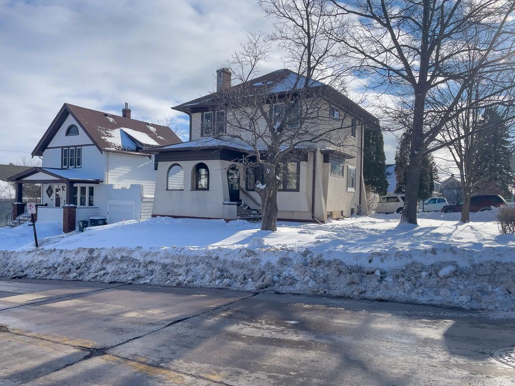 Photo of 629 N 19th Avenue E, Duluth, MN 55812 (MLS # 7030850)
