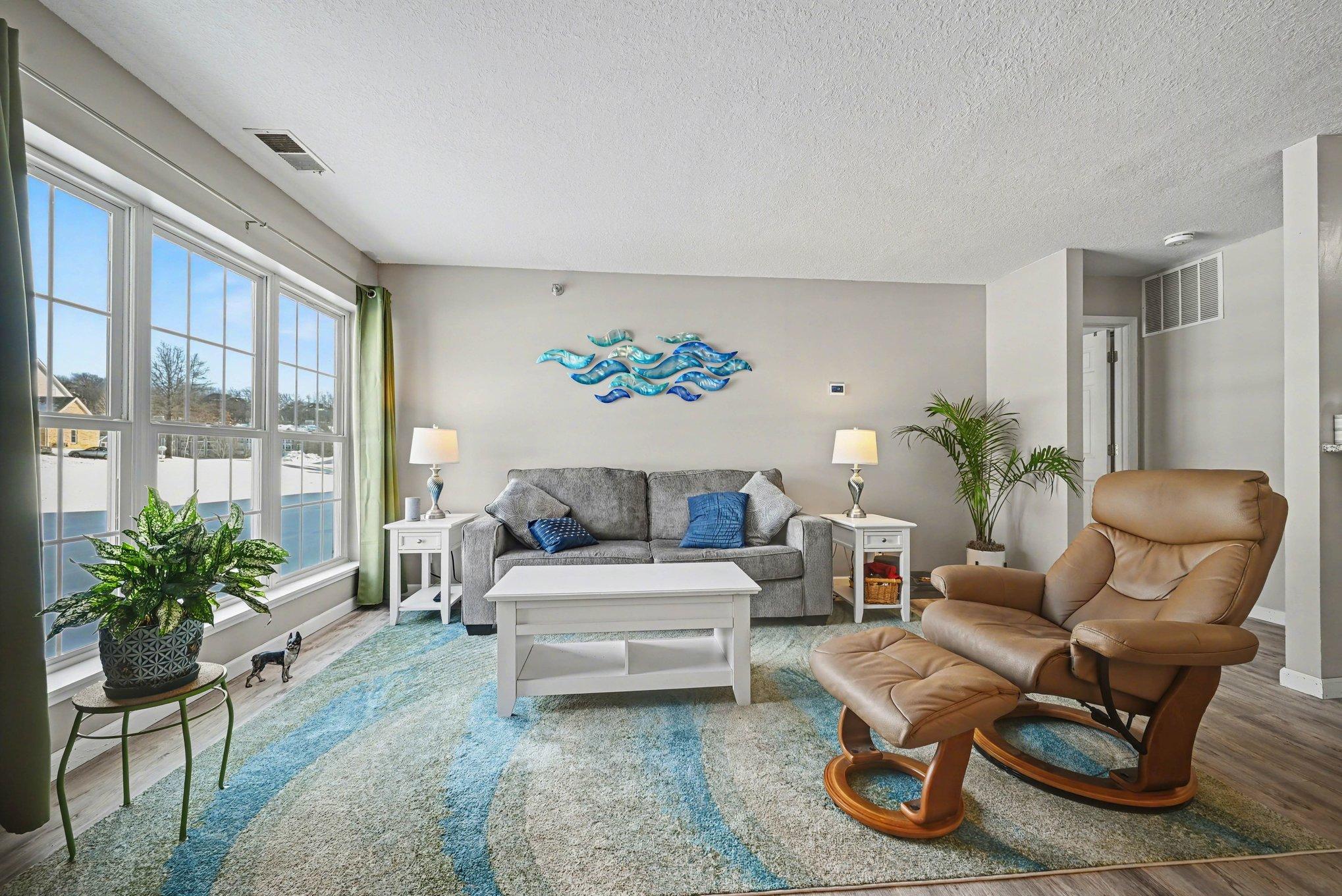 6165 Chasewood Parkway 1
