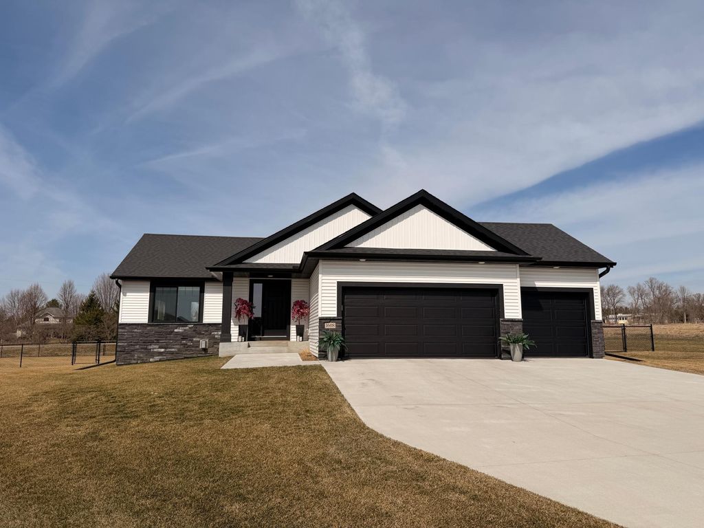 Photo of 1608 Sugar Avenue, Pine Island, MN 55963 (MLS # 7044459)