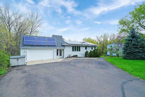 987 County Road C2 W Roseville MN 55113