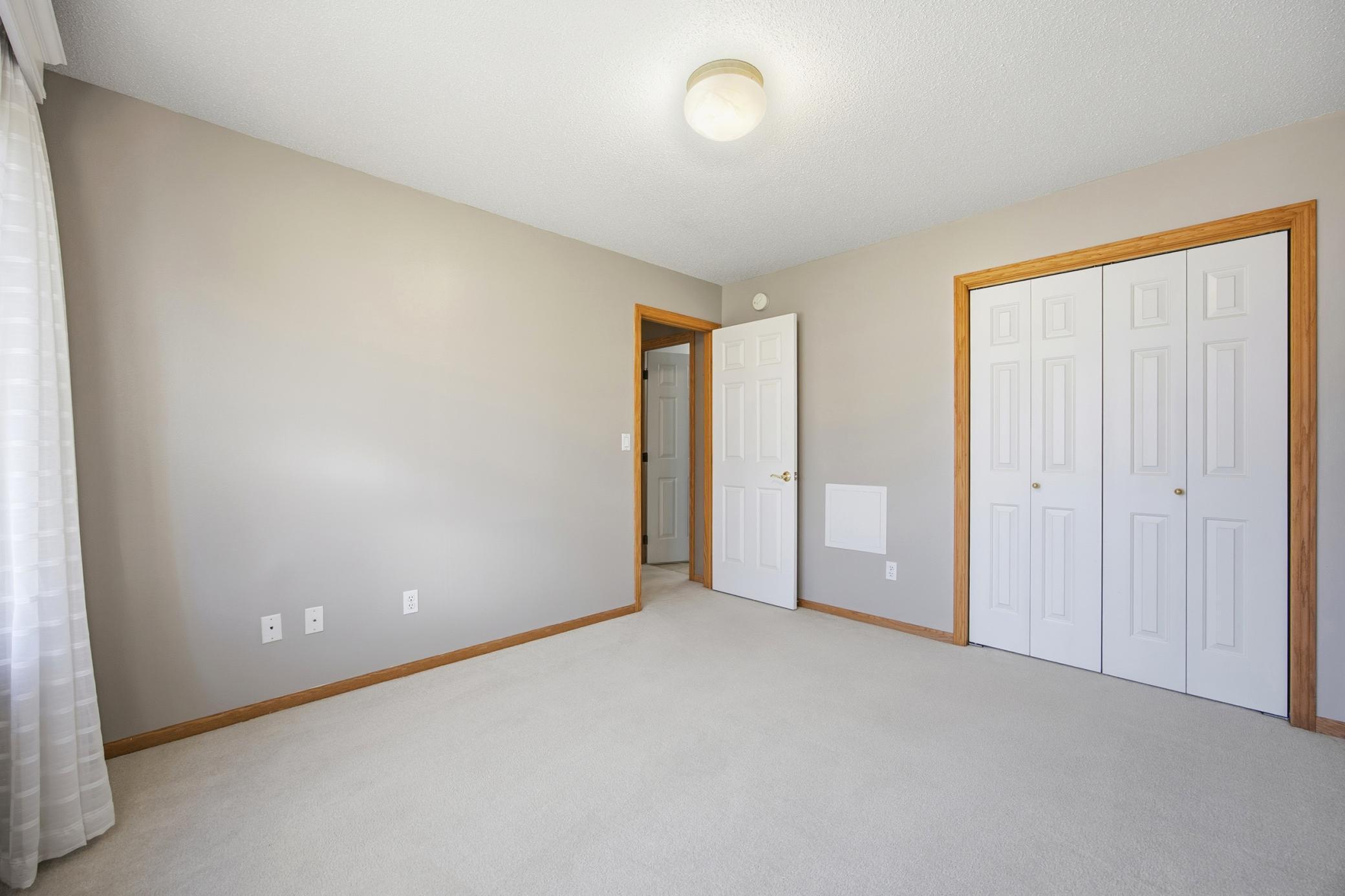 Fargo, North Dakota 58104, United States, 5 Bedrooms Bedrooms, ,3 BathroomsBathrooms,Residential,Pending Sale,250147