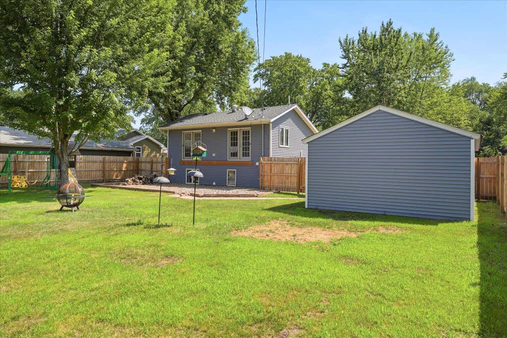 Photo of 5809 Quail Avenue N, Crystal, MN 55429 (MLS # 7069744)