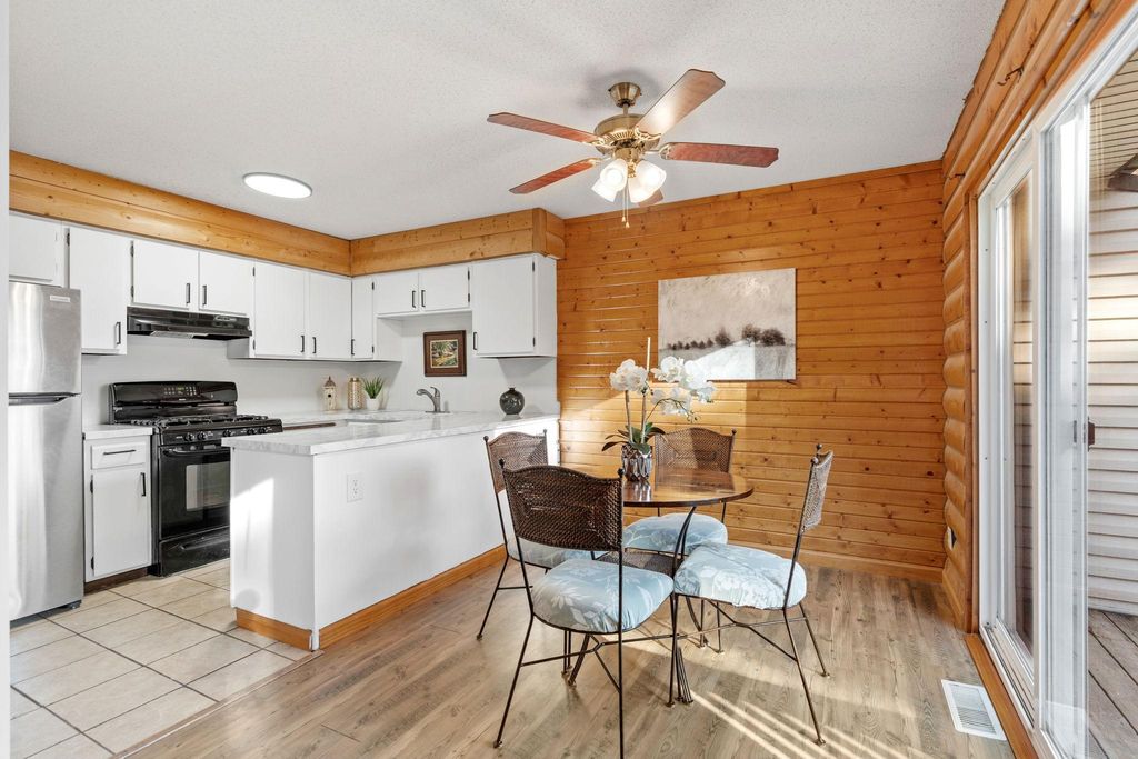 Photo of 13573 Everton Avenue, Apple Valley, MN 55124 (MLS # 7005619)