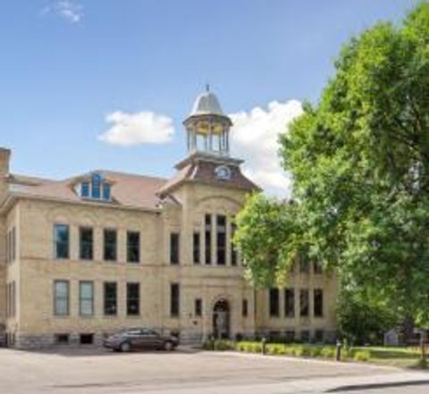 261 School Avenue Excelsior MN 55331