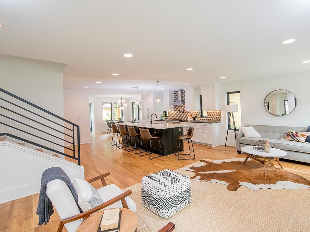 1368 Eleanor Avenue