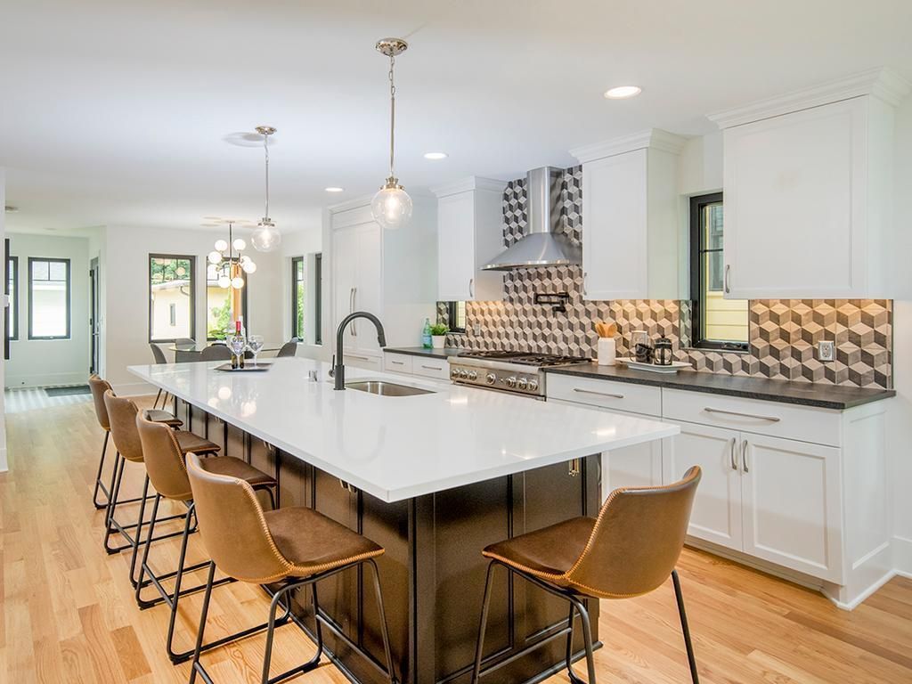 Photo of 1368 Eleanor Avenue, Saint Paul, MN 55116 (MLS # 7083476)