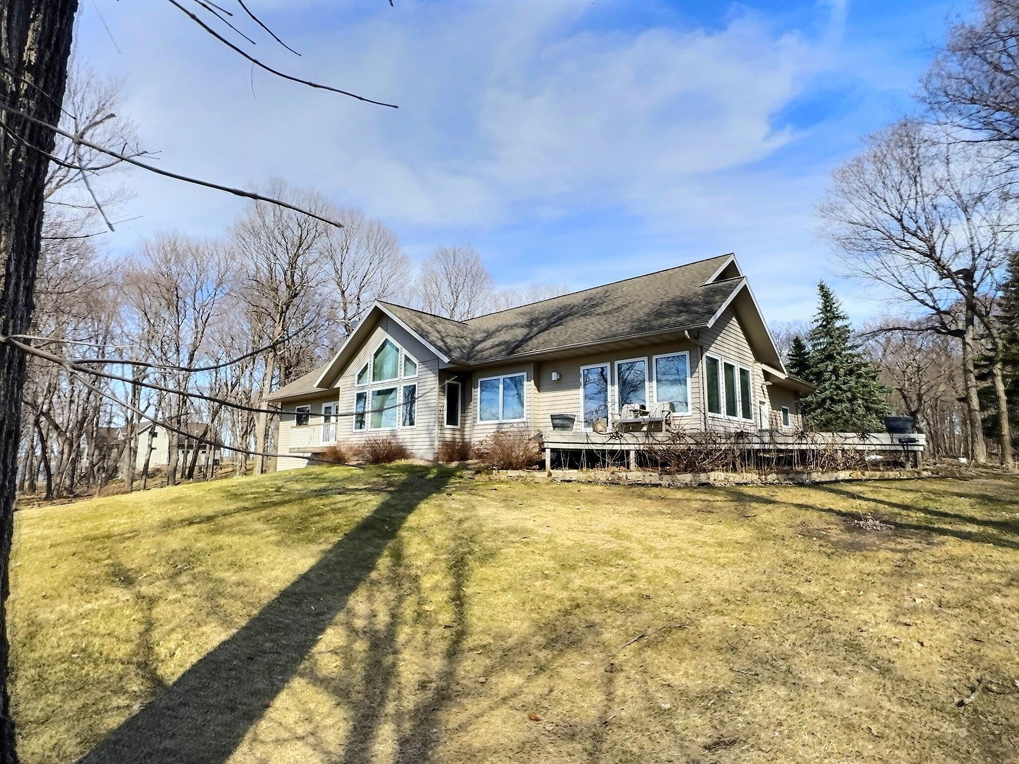 45483 Chippewa Trail