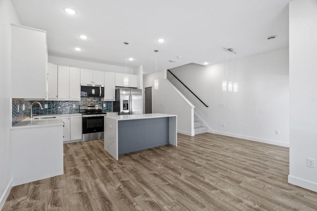 Photo of 425 W 8th Street #21, New Richmond, WI 54017 (MLS # 7014932)