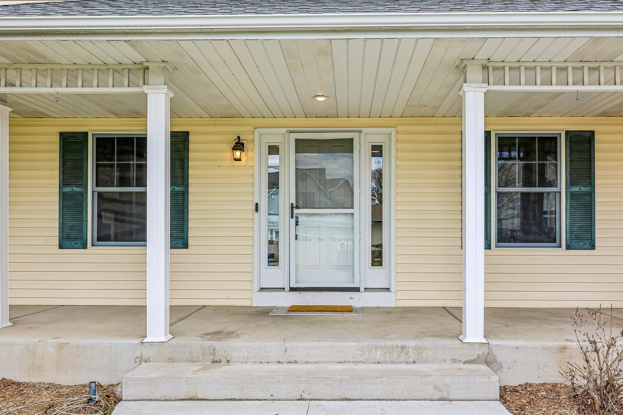 2608 Sandterra Circle
