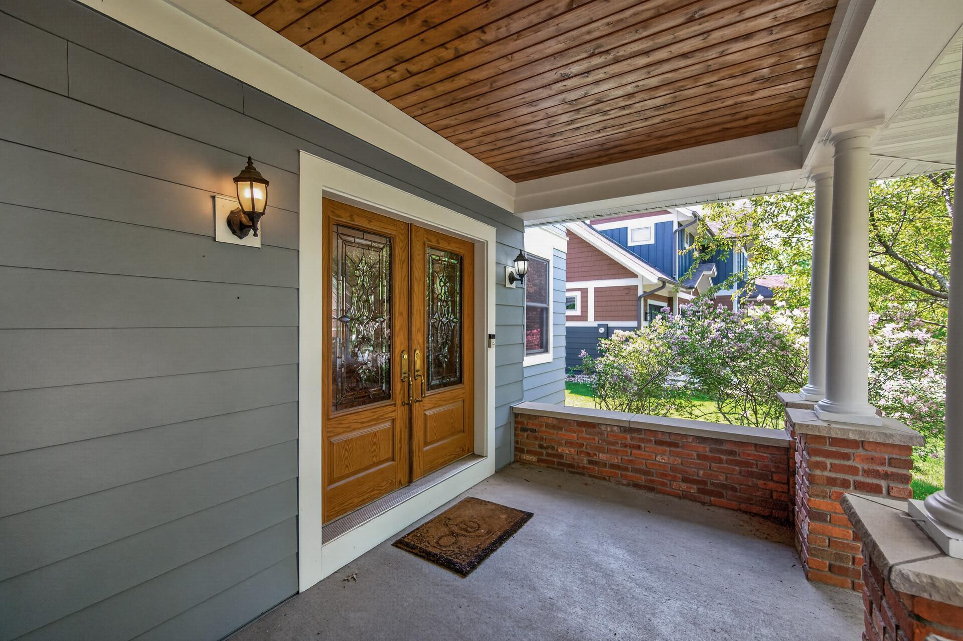 11224 Halstead Trail