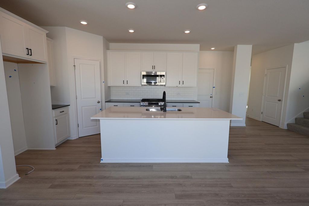 Photo of 1691 Tyrone Drive, Shakopee, MN 55379 (MLS # 7002294)