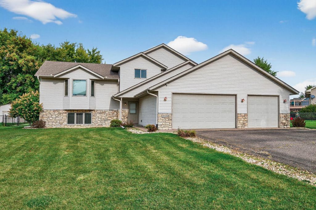 Photo of 20188 Farnham Avenue N, Forest Lake, MN 55025 (MLS # 7007674)