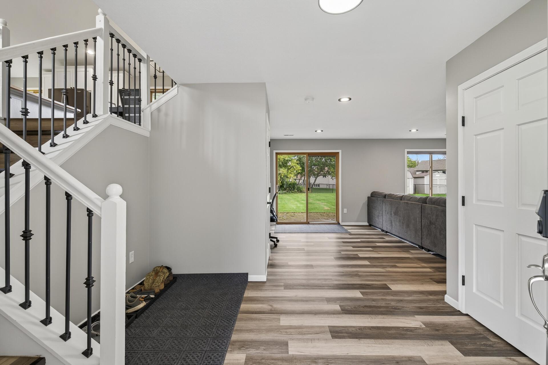 20188 Farnham Avenue N