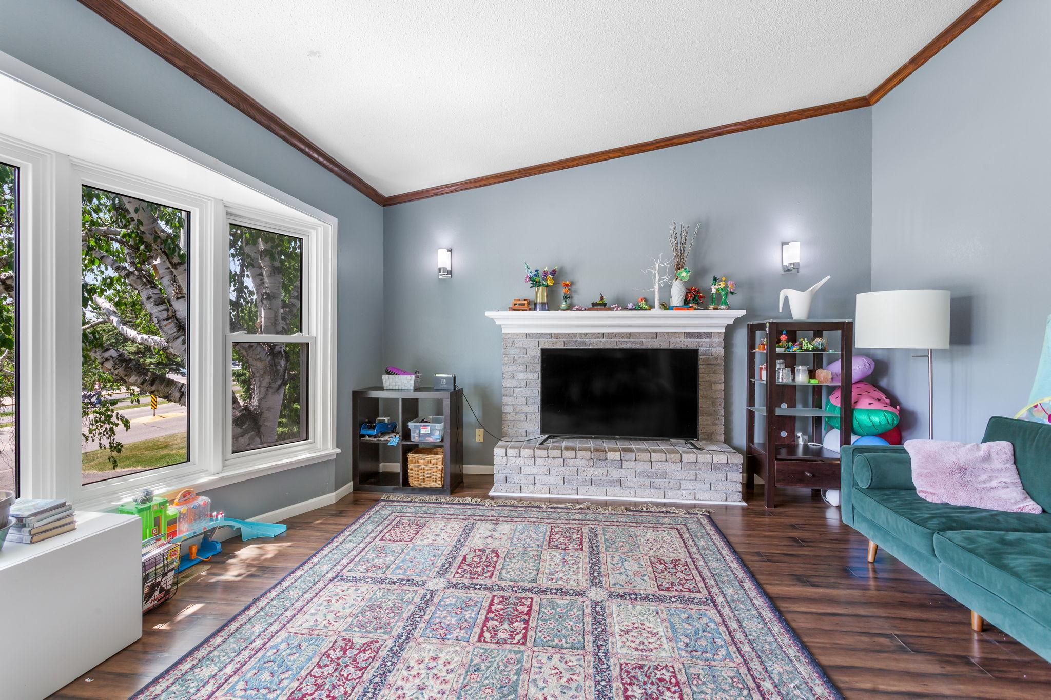 7348 Steepleview Road