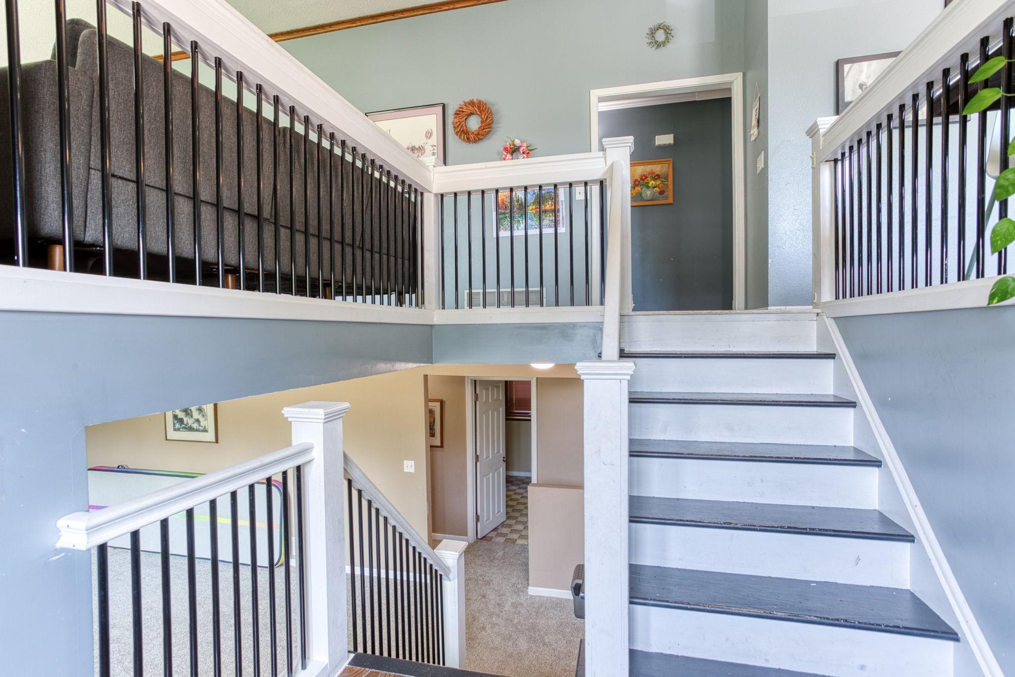 7348 Steepleview Road