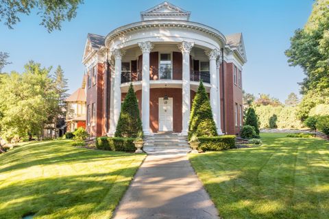 1203 Mount Curve Avenue Minneapolis MN 55403