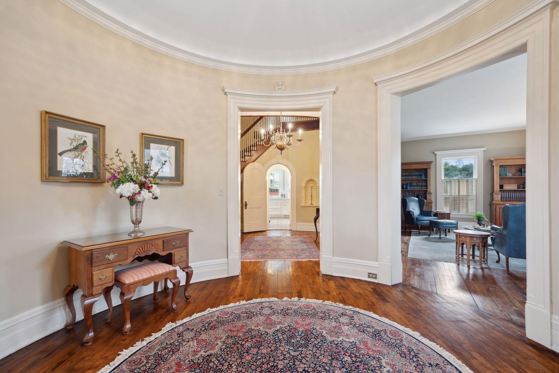 1203 Mount Curve Avenue