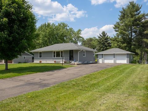 608 81st Avenue N Brooklyn Park MN 55444