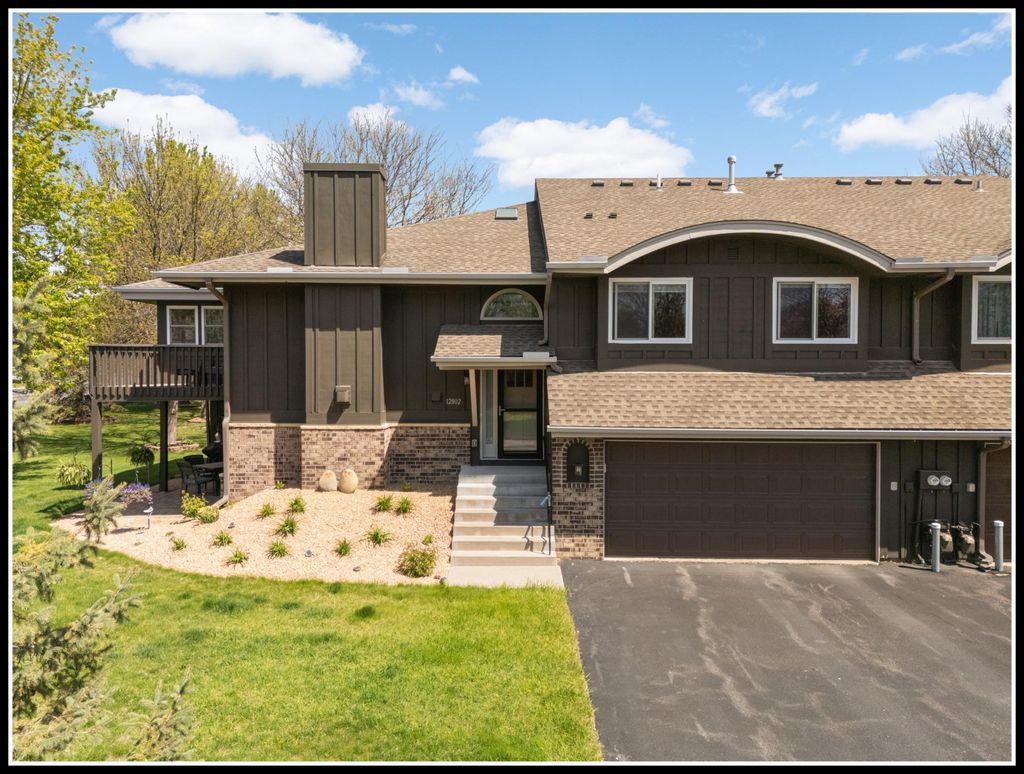 Photo of 12802 84th Avenue N, Maple Grove, MN 55369 (MLS # 7070673)