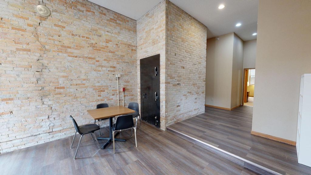 Photo of 539 Pacific Avenue SW, Willmar, MN 56201 (MLS # 7028596)