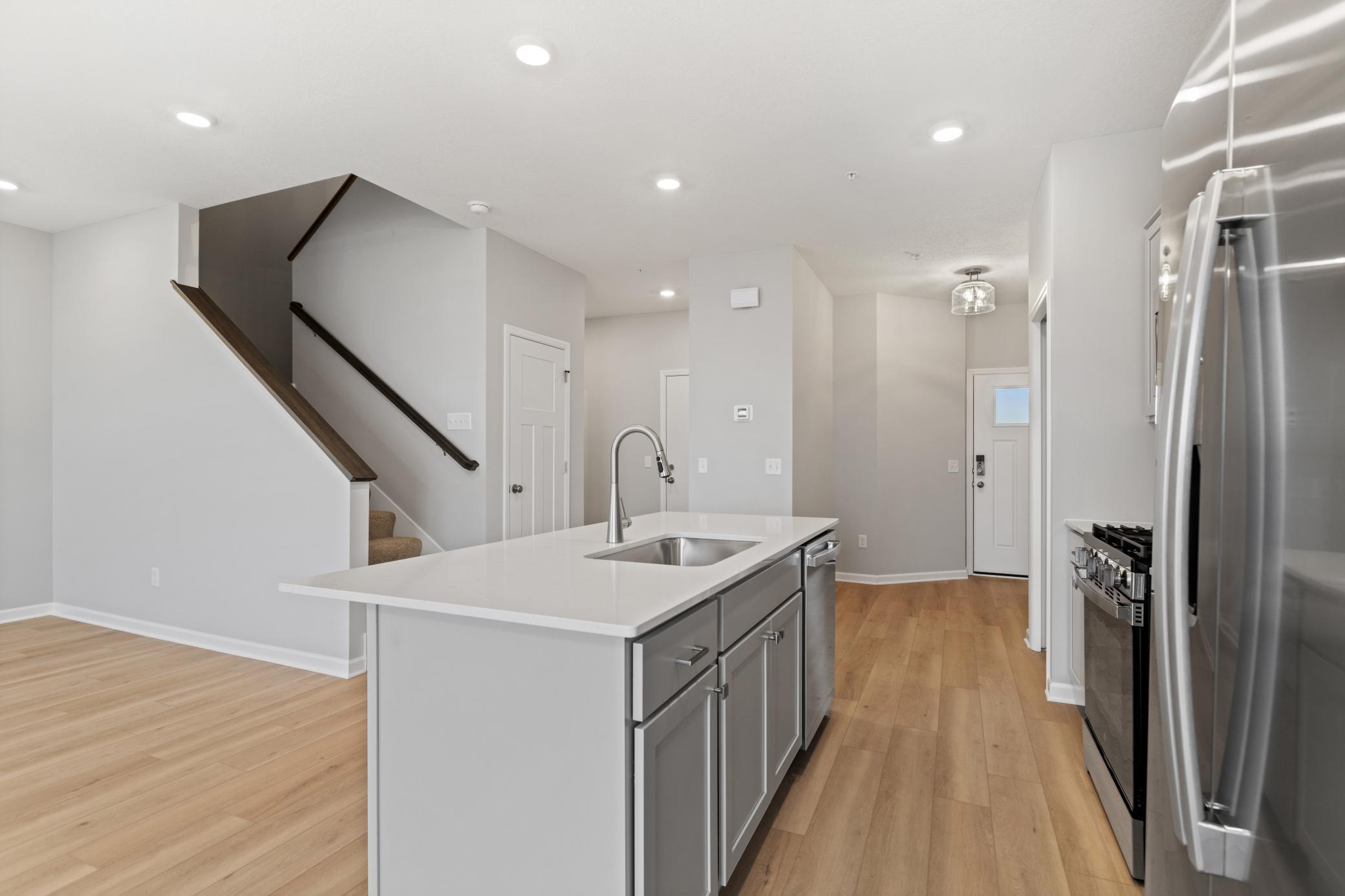 6679 Bluestem Way