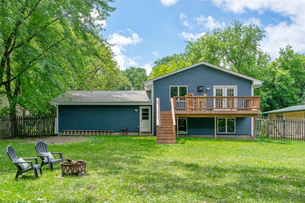 Photo of 540 Orchid Lane N, Plymouth, MN 55447 (MLS # 7010382)