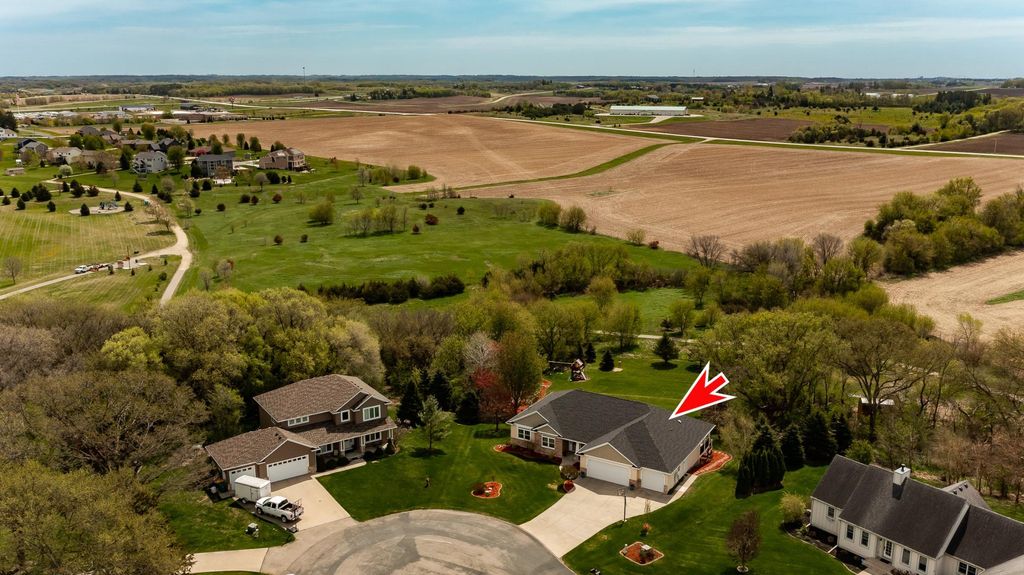 Photo of 1020 Istas Lane SW, Oronoco, MN 55960 (MLS # 7067780)