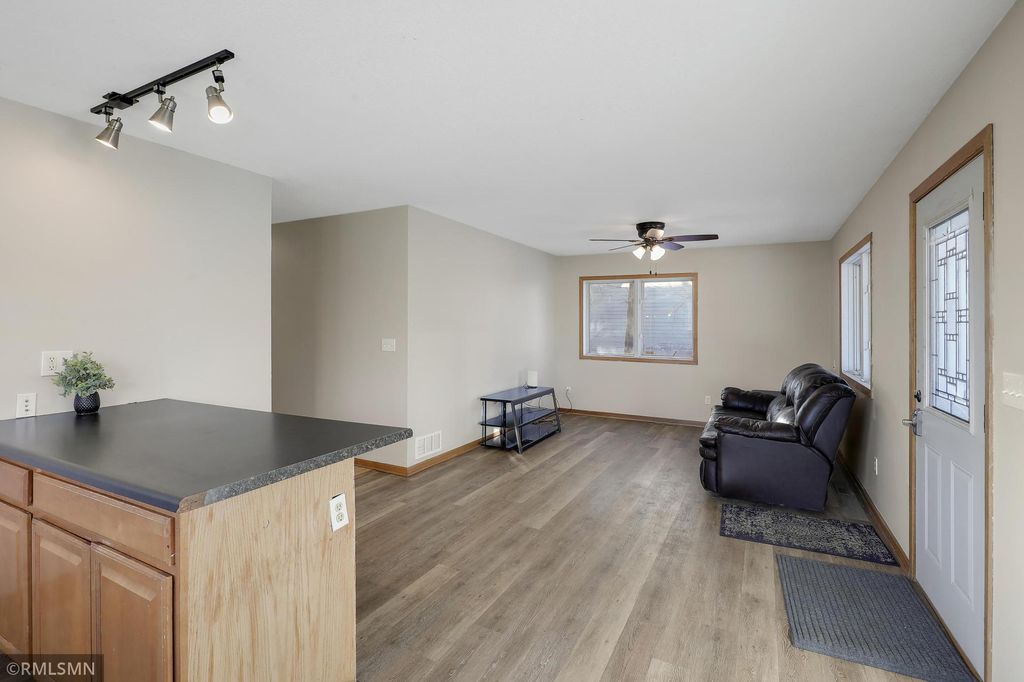 Photo of 624 Cook Avenue E, Saint Paul, MN 55130 (MLS # 7013618)