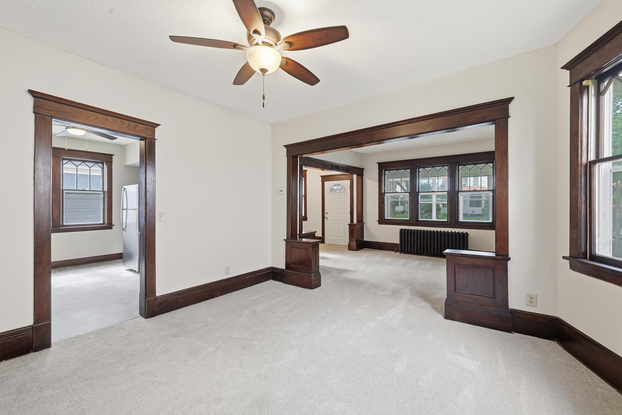 934 Central Avenue W