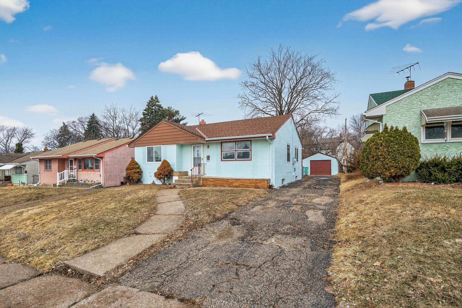 1685 Fremont Avenue E