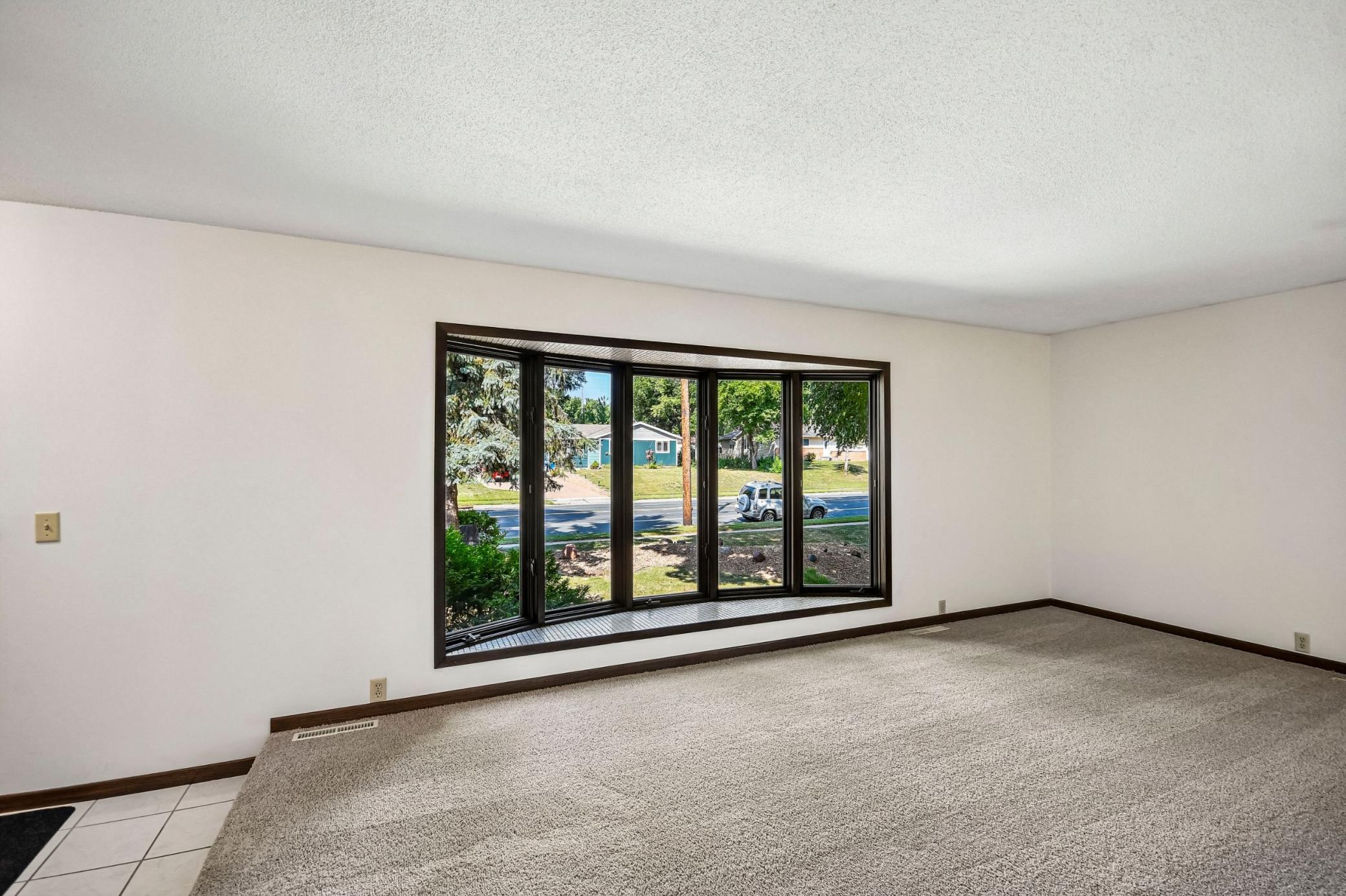 10645 Xerxes Avenue S