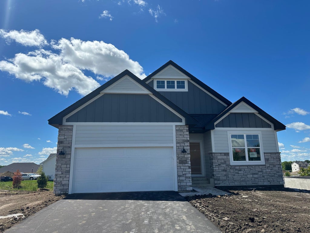 Photo of 20027 Glarus Lane, Lakeville, MN 55044 (MLS # 7108108)