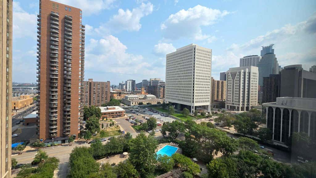 Photo of 15 S 1st St ST #A1512, Minneapolis, MN 55401 (MLS # 7110814)