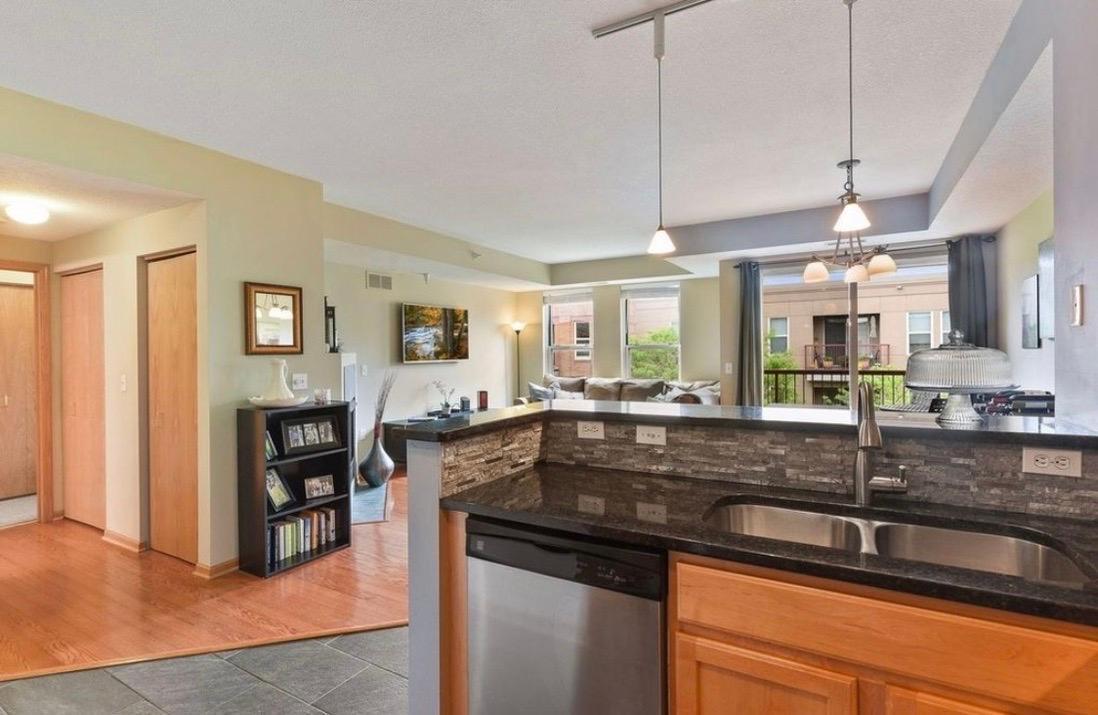 660 N 2nd Street 401