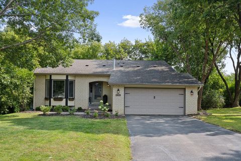 Photo of 5070 Evergreen Lane N, Plymouth, MN 55442 (MLS # 6772358)