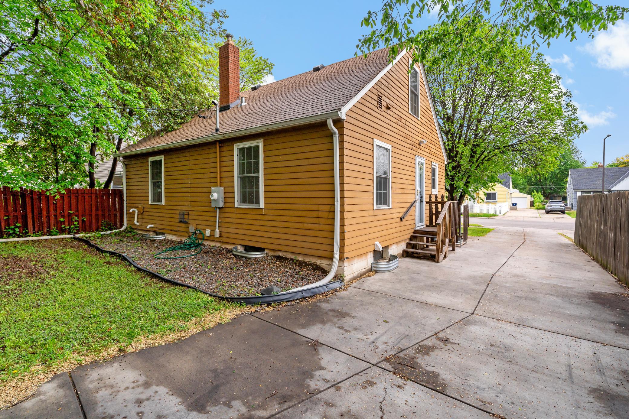 1131 Kingsford Street