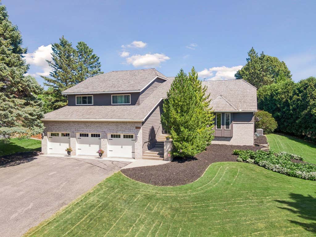Photo of 9629 Bennett Place, Eden Prairie, MN 55347 (MLS # 7134165)