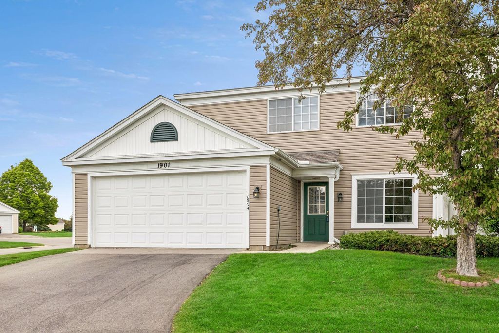 Photo of 1901 Southcross Drive W #1804, Burnsville, MN 55306 (MLS # 7080073)