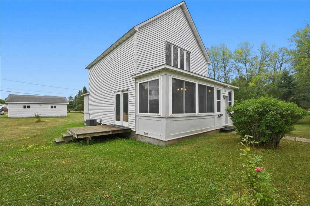 Photo of 324 98th Avenue W, Duluth, MN 55808 (MLS # 7136053)