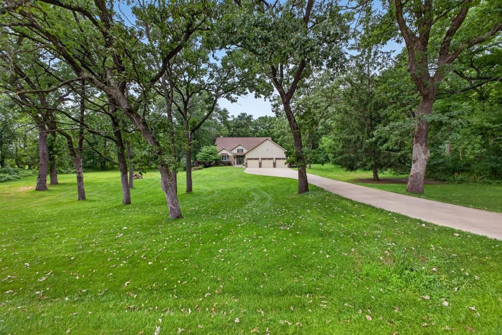 Photo of 5843 Meadow Drive SE, Rochester, MN 55904 (MLS # 7114720)