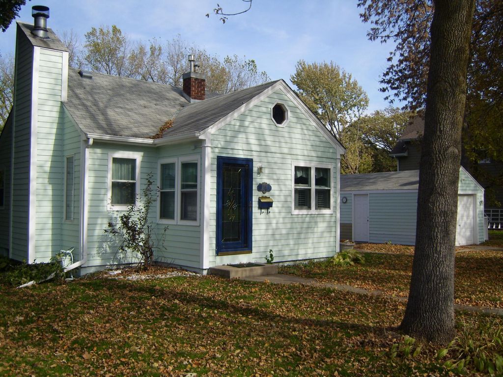 Photo of 4436 Garrison Lane, Edina, MN 55424 (MLS # 7057880)