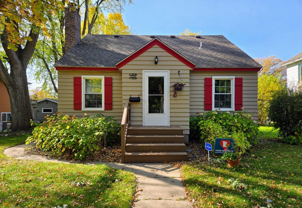 Photo of 329 2nd Avenue NE, Saint Cloud, MN 56304 (MLS # 7158250)