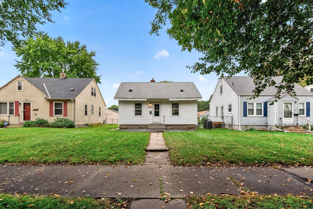 Photo of 5548 35th Avenue S, Minneapolis, MN 55417 (MLS # 7154302)