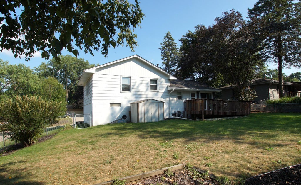 Photo of 3701 Flag Avenue N, New Hope, MN 55427 (MLS # 7127861)